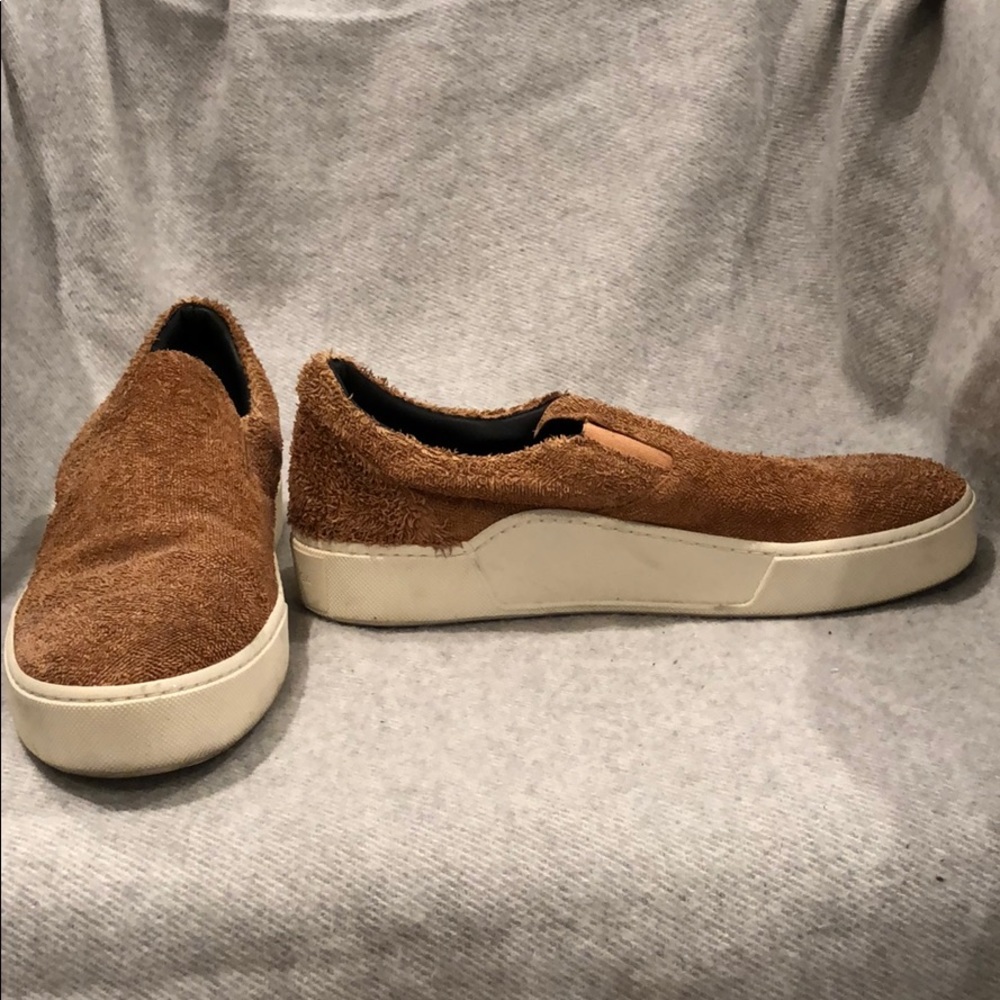 Terry fabric skates